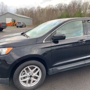 FORD EDGE SEL - 2