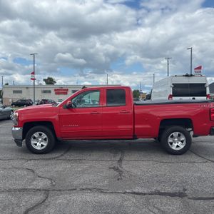 2018 Chevrolet SILVERADO 1500 LT 照片 3