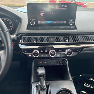 صورة مصغرة 37 لـ 2023 Honda CIVIC EX