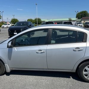 NISSAN SENTRA 2.0 - 4