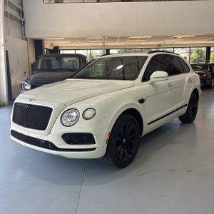 BENTLEY BENTAYGA V8 - 1
