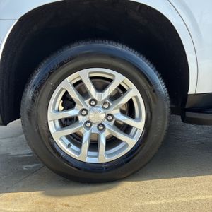 صورة مصغرة 17 لـ 2023 Chevrolet TAHOE LS