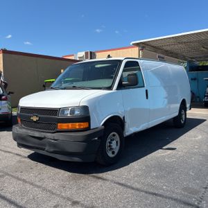 CHEVROLET EXPRESS 2500 - 1