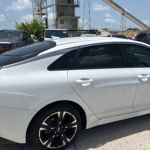 2024 KIA K5 GT-LINE photo 9