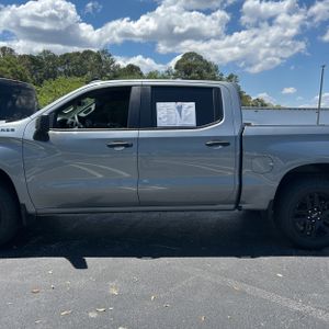 CHEVROLET SILVERADO 1500 CUSTOM - 4