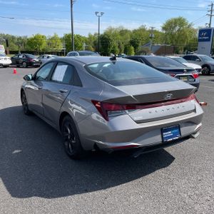 HYUNDAI ELANTRA SEL - 5