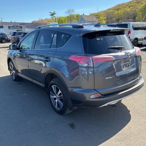 TOYOTA RAV4 - 5