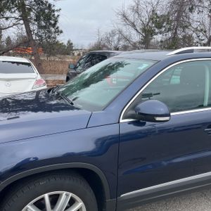 VOLKSWAGEN TIGUAN S 4MOTION - 2