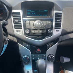 2015 Chevrolet CRUZE 1LT AUTO thumbnail 36