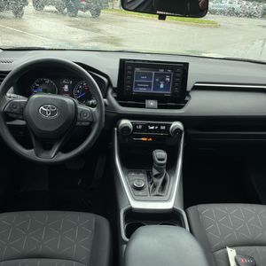 صورة 36 لـ 2021 Toyota RAV4 HYBRID XLE