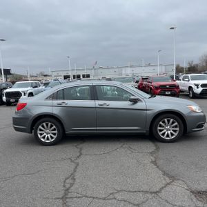 CHRYSLER 200 TOURING - 10
