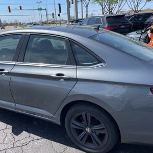 VOLKSWAGEN JETTA SE - 6