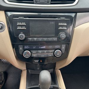 2016 Nissan ROGUE SV 缩略图 37