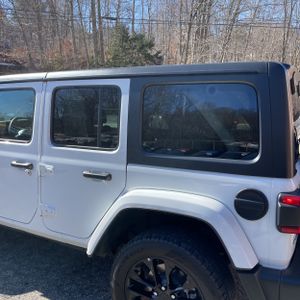 JEEP WRANGLER SAHARA 4X4 - 6