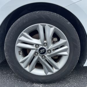 صورة مصغرة 18 لـ 2020 Hyundai ELANTRA SEL