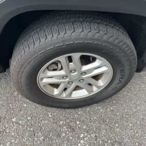 2024 JEEP GRAND CHEROKEE LAREDO 照片 20