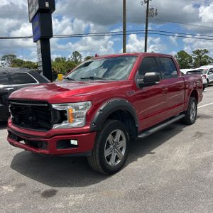 2018 FORD F-150 XLT photo 1