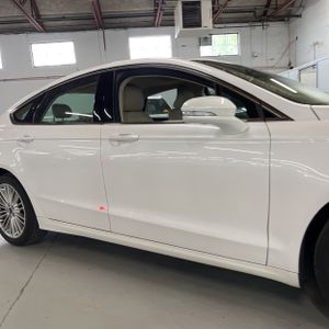 FORD FUSION SE - 8