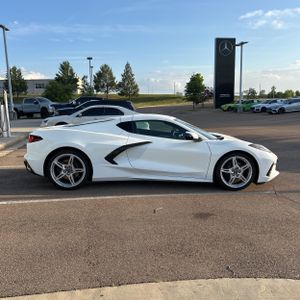 CHEVROLET CORVETTE STINGRAY - 10