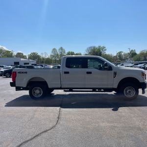 FORD F-250 SUPER DUTY XL - 10