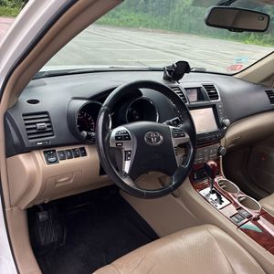 2012 Toyota HIGHLANDER LIMITED — миниатюра 32