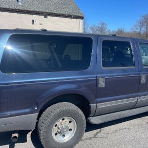 FORD EXCURSION XLT - 9