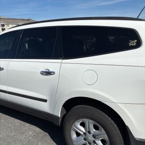 CHEVROLET TRAVERSE LS - 5