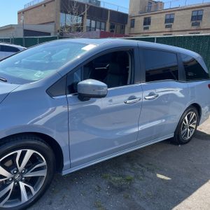 HONDA ODYSSEY TOURING - 2