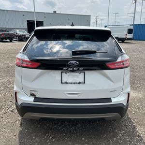 FORD EDGE SEL - 7