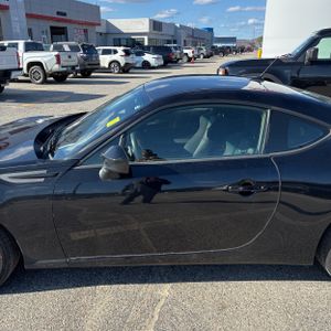 SUBARU BRZ PREMIUM - 4