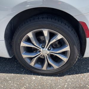 2017 Chrysler PACIFICA LIMITED — миниатюра 18