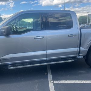FORD F-150 XLT - 4