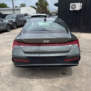 HYUNDAI ELANTRA SEL CONVENIENCE - 7