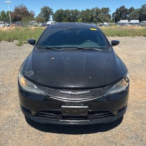 2016 Chrysler 200 S — миниатюра 14