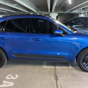 صورة مصغرة 11 لـ 2018 Porsche MACAN BASE