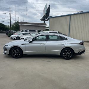 HYUNDAI SONATA SEL - 3