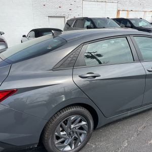 HYUNDAI ELANTRA SEL - 9