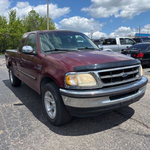 FORD F-150 XLT - 10