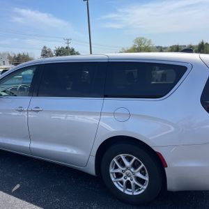 CHRYSLER PACIFICA TOURING L - 5