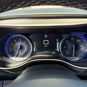 صورة مصغرة 39 لـ 2022 Chrysler PACIFICA TOURING L