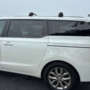 2019 KIA SEDONA EX photo 6