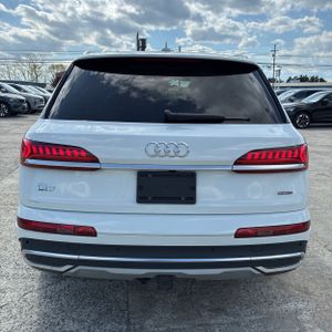 AUDI Q7 PREMIUM - 7