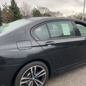 BMW 750 I XDRIVE - 9
