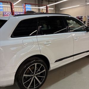 AUDI Q7 PREMIUM PLUS - 9