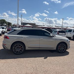 صورة 10 لـ 2023 AUDI Q8 PRESTIGE