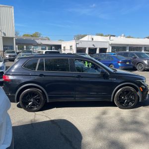 VOLKSWAGEN TIGUAN SE R-LINE BLACK 4MOTION - 10