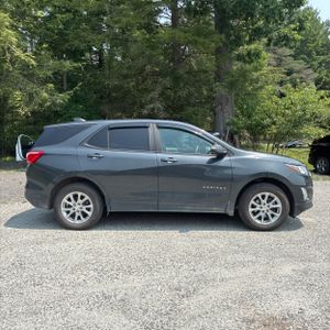 صورة 10 لـ 2021 Chevrolet EQUINOX LS