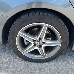 2018 Mercedes-BENZ E-CLASS 缩略图 19