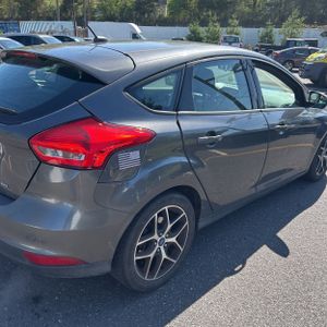 FORD FOCUS SEL - 9