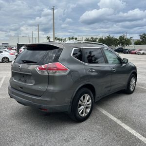 2015 Nissan ROGUE SV — фото 8